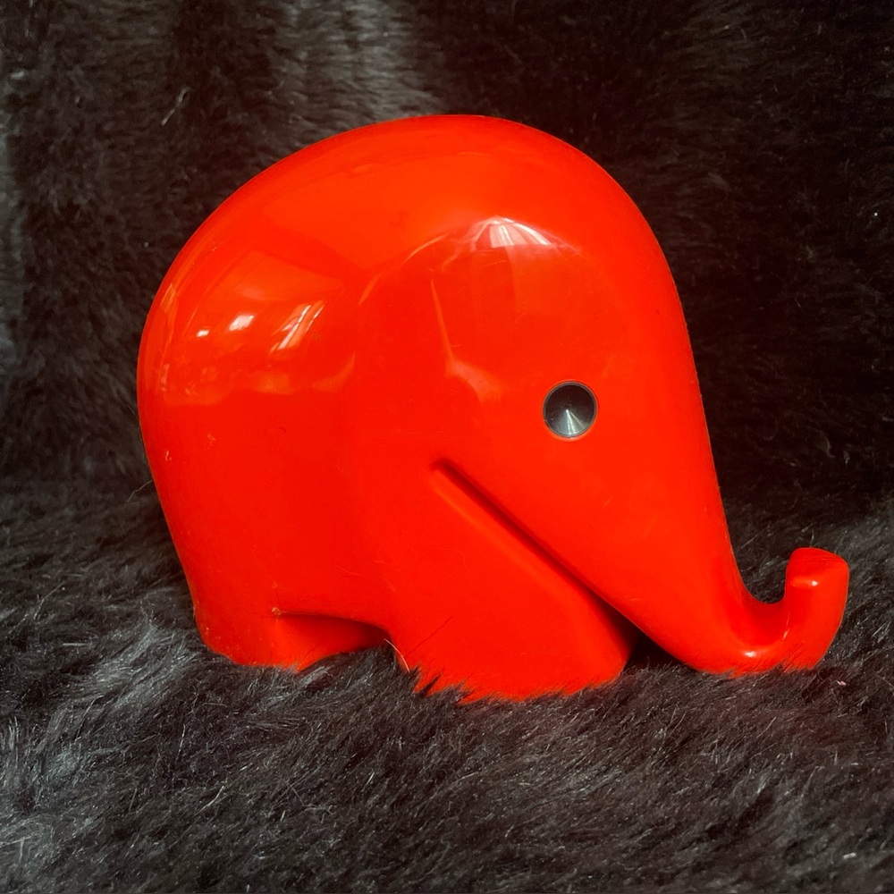 Vintage Dresdner Elephant coin bank bright red orange plastic "Drumbo" 1970s mcm